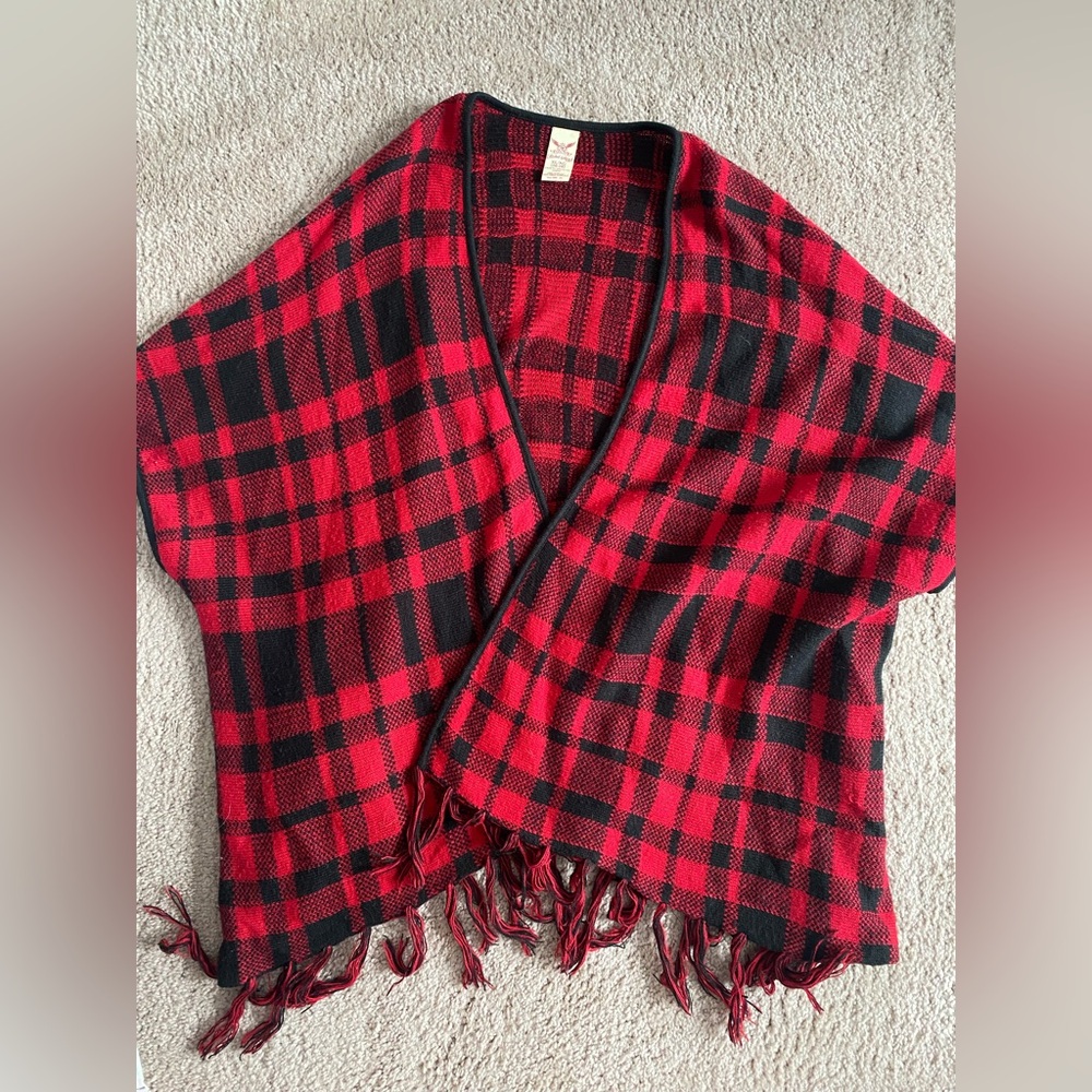Plaid Fringe Shawl in Red and Black